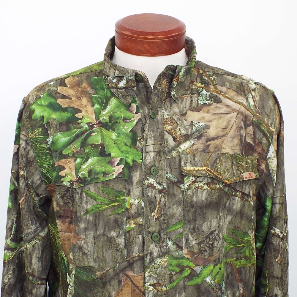 Mossy Oak Vented Long Sleeve Button Down Shirt